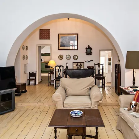 بيت للعطل Cambanis Mανsion *