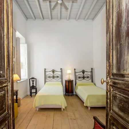 Cambanis Mανsion *