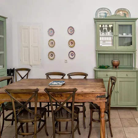 Cambanis Mανsion * Mykonos Town