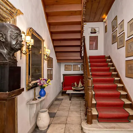 Cambanis Mανsion Holiday home